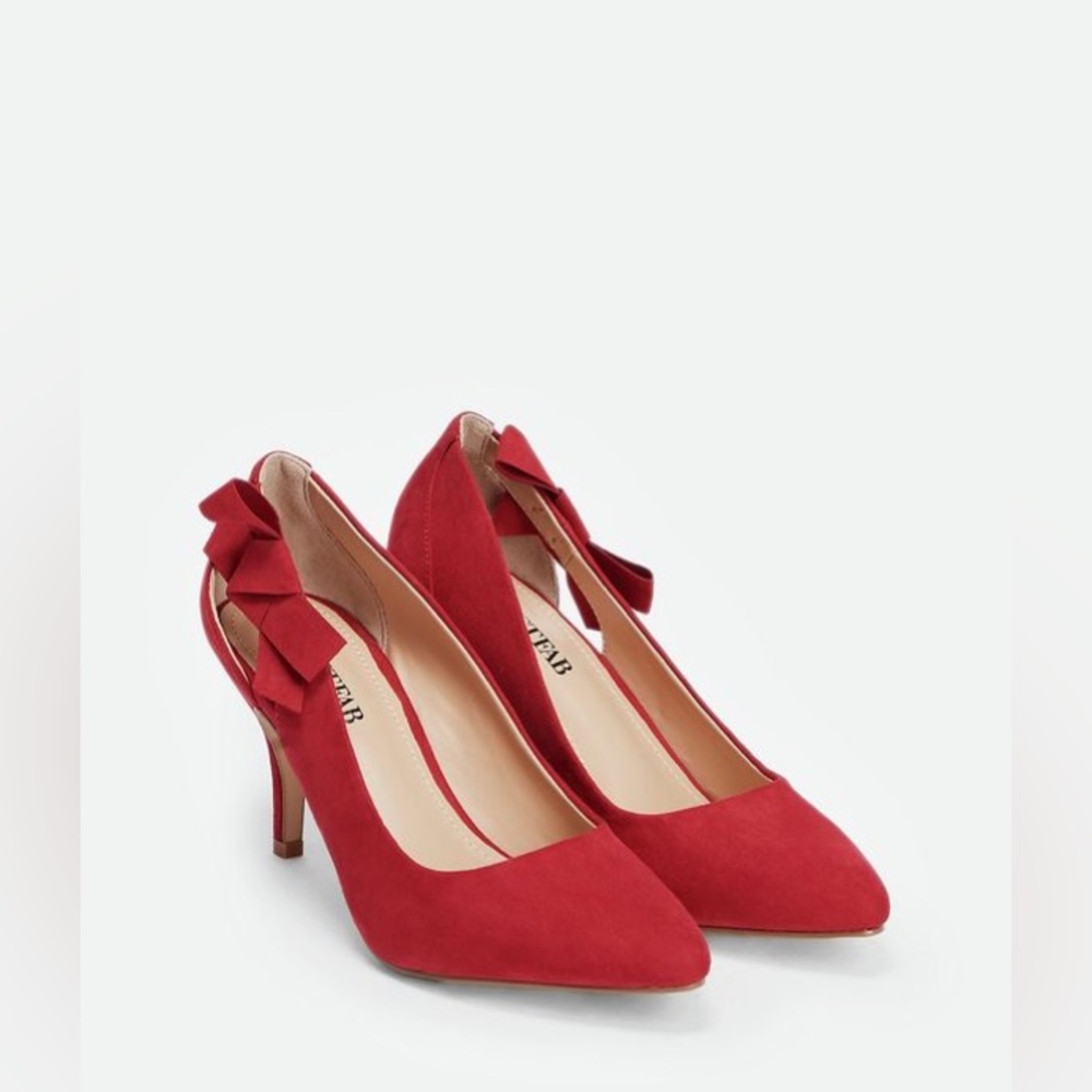 JustFab Carletta Pump - Faux Suede Heels with Bow on the side, Size 8, Red
